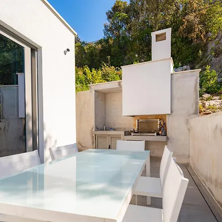 Diva Villa *