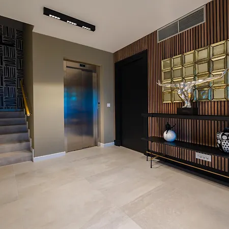 Diva Villa *